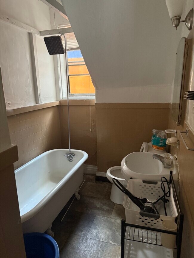114 15th St Unit 3