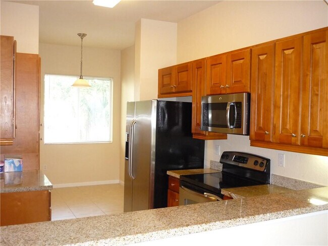 Photo - 3500 Oaks Clubhouse Dr