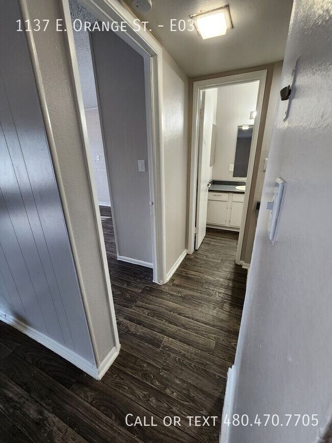 Spacious 1 bedroom units available in Temp... Apartment Unit E035