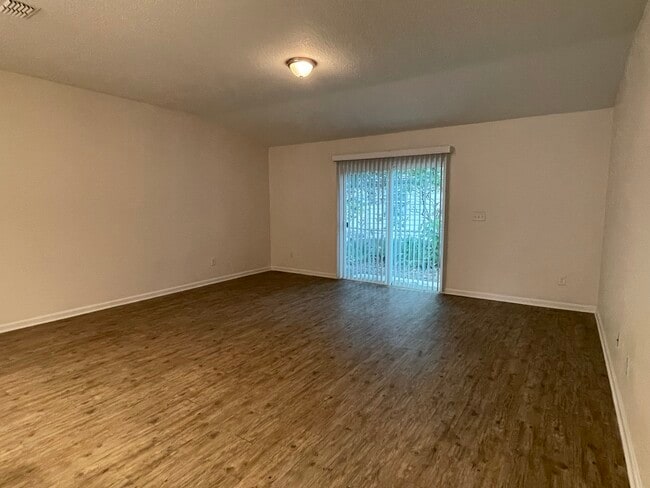 Habitación familiar - 2335 Johnson Ave