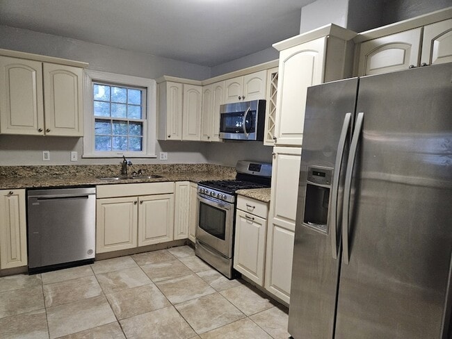 Photo - 1408 King Hollands Ave