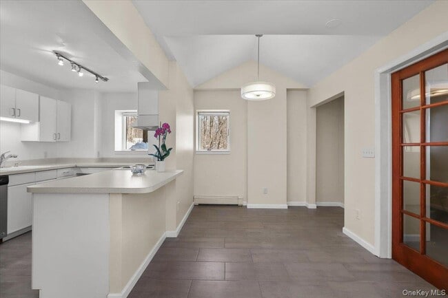 Photo - 1265 N Ridge Rd