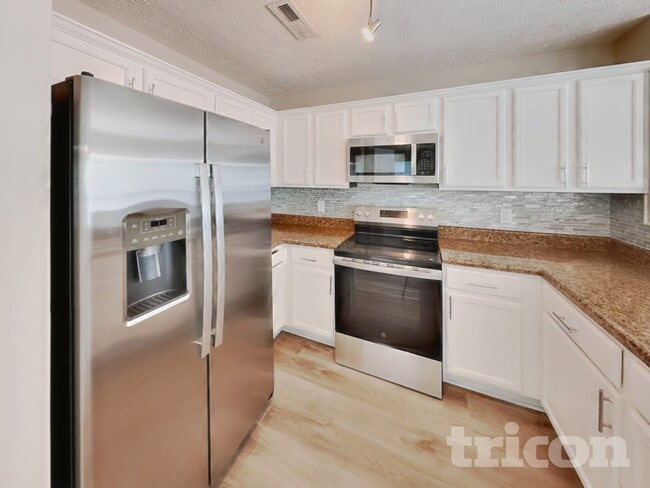Photo - 705 Griggs Pl