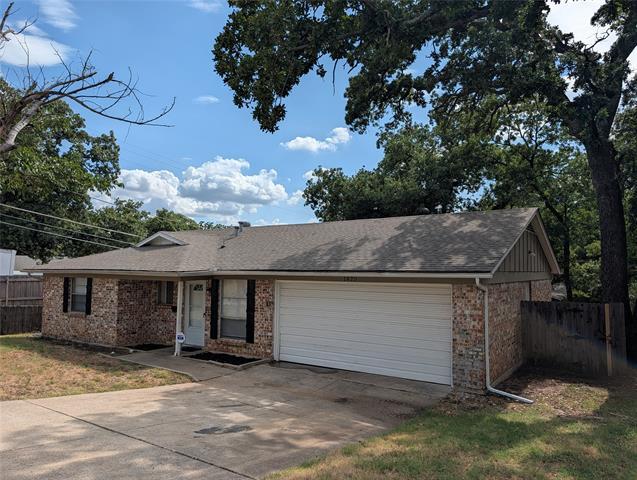 Photo - 1820 Warren Ln