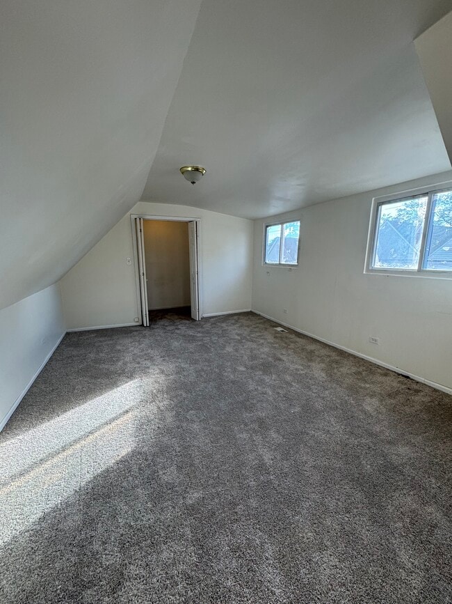 Photo - 647 W 48th Pl Unit #2