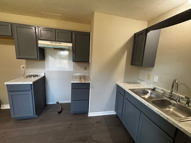 Photo - 3 BED 1 BATH IN FAYETTEVILLE NC