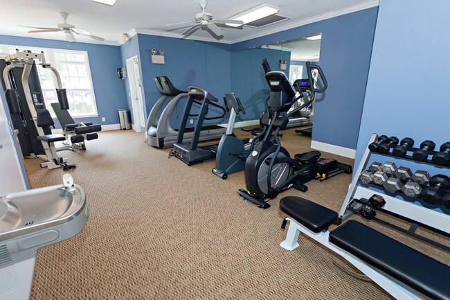 24/7 Fitness Center