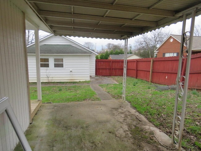 Photo - 106 Persimmon Way