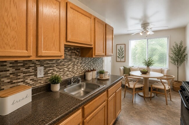 Montgomery Trace Apartment Homes