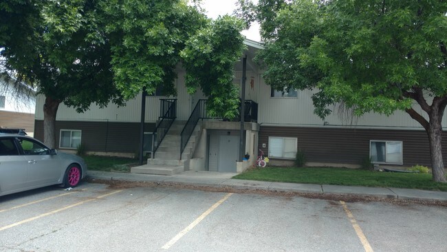 Photo - 180 E 100 N Apartments