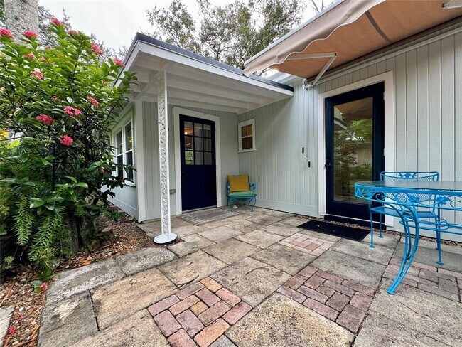 737 SW 14th Ave