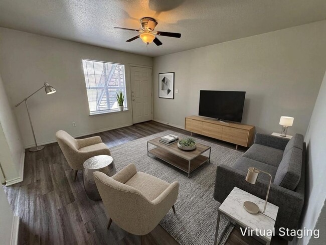 Photo - 2901 Cantabrian Dr Unit # B