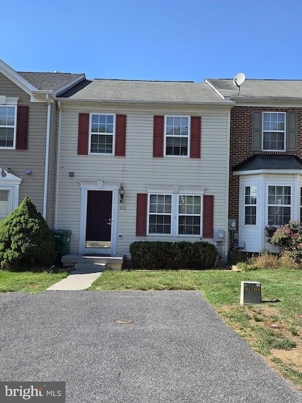 Building Photo - 403 Hupps Hill Ct