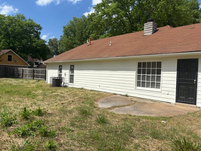 Photo - Welcome to 3829 Northcliff Drive!