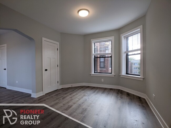 Photo - 4409 N Wolcott Ave