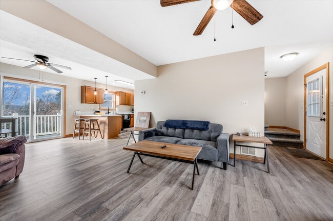 Photo - 6 Bakers Lndg