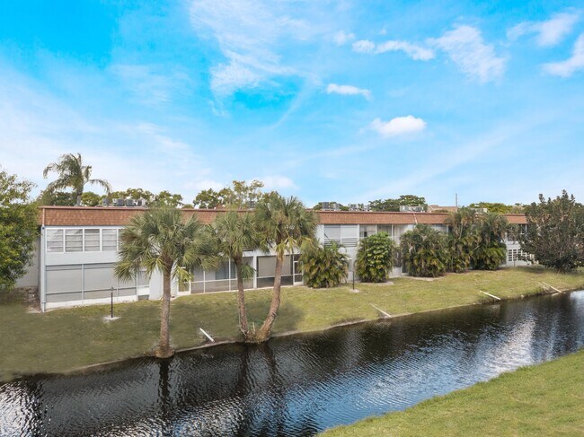 Photo - 2878 Donnelly Dr Unit 208