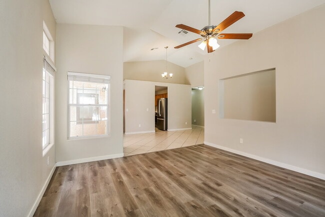 Photo - 3565 Scottsbluff St