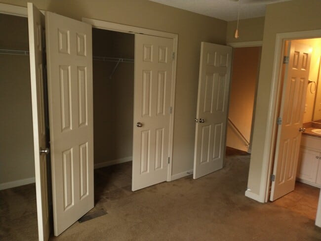 Photo - 106-4 EDGEFIELD