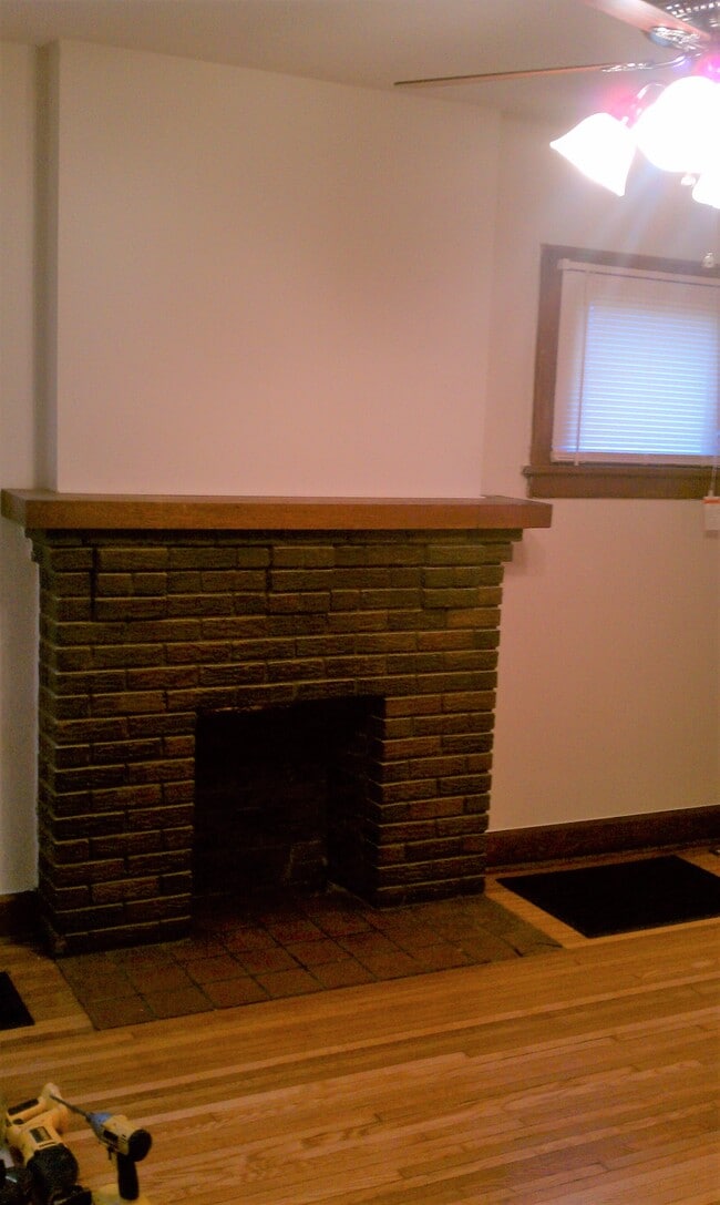 Photo - 499 Wyandotte Ave Unidad 501