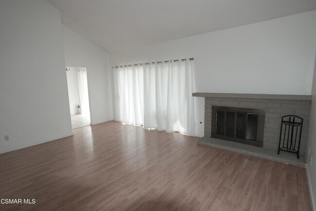 Photo - 157 Conifer Cir