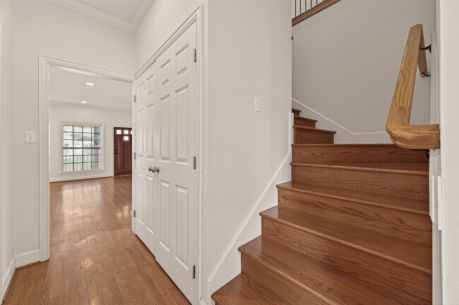 Photo - 2405 Southgate Blvd