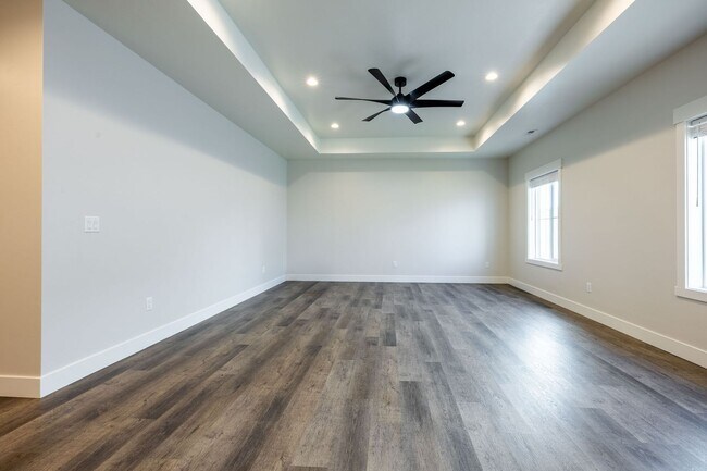 Photo - HOLY MOLY CHECK OUT THIS BEAUTIFUL 3 BED 2...