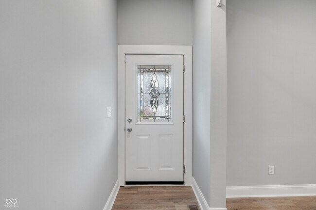 Photo - 2224 N Kenwood Ave