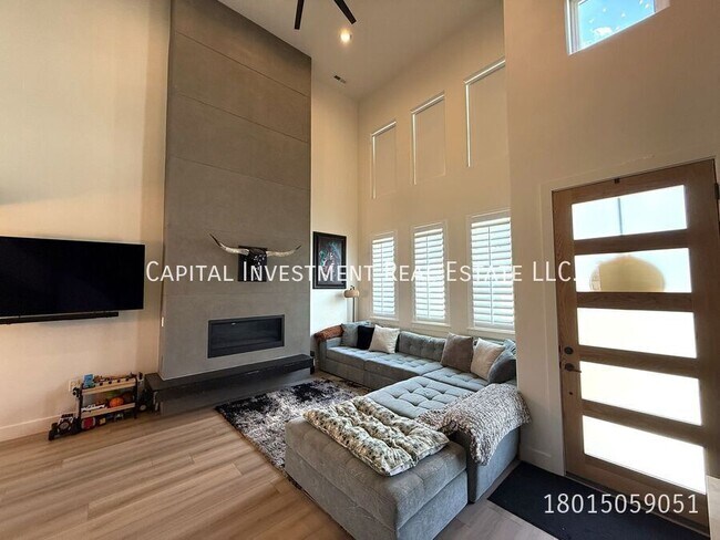 7637 S Brinkerhoff Dr