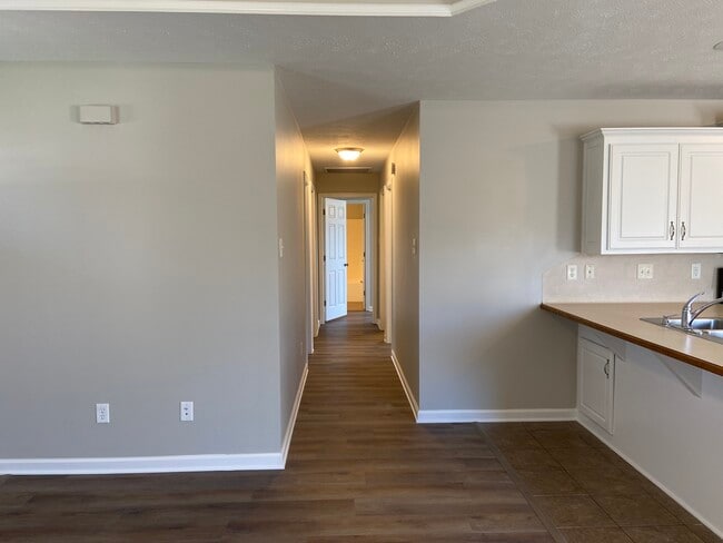 Hall - 122 Peach St