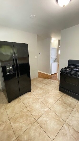 Photo - 222 Caplin St