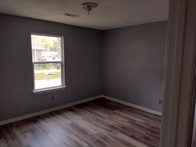 124 Langley Dr Unit 124 Langley Dr Unit A