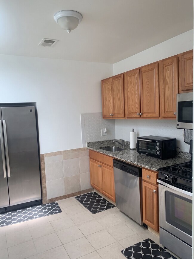1015 Edmondson Ave Unit Second Floor