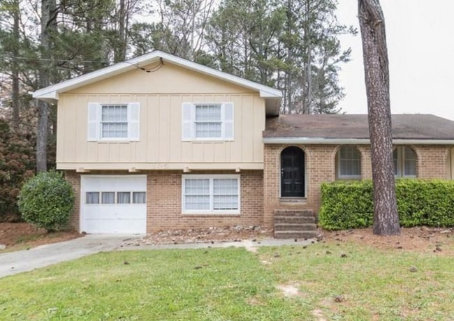 Building Photo - 105 Feldwood Pines St