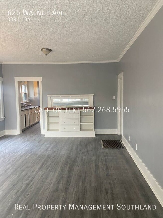 3 Bedroom Apartment Long Beach, CA