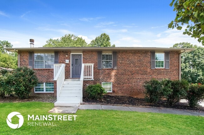 Photo - 920 Dayton Dr