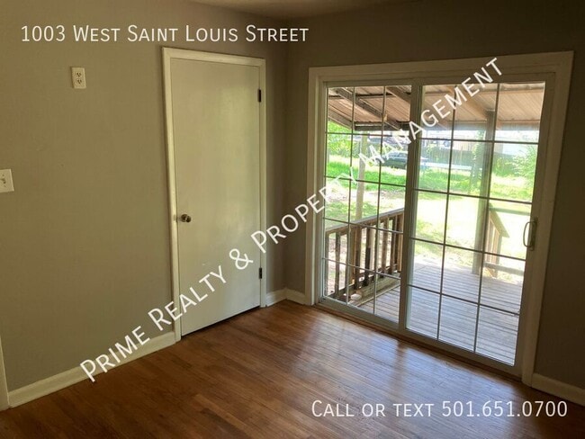 Photo - 1003 W St Louis St