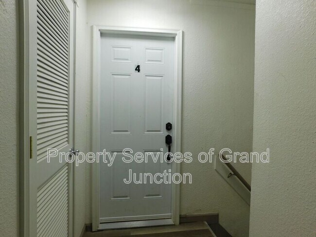 Photo - 1002 Santa Clara Ave Unit 4