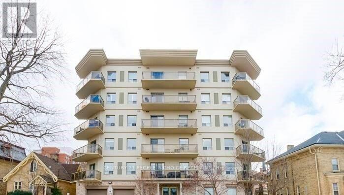 Photo - 435 Colborne St Unit 205