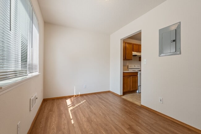 Photo - 2-Bedroom Duplex in SE Portland - Enjoy 1/...