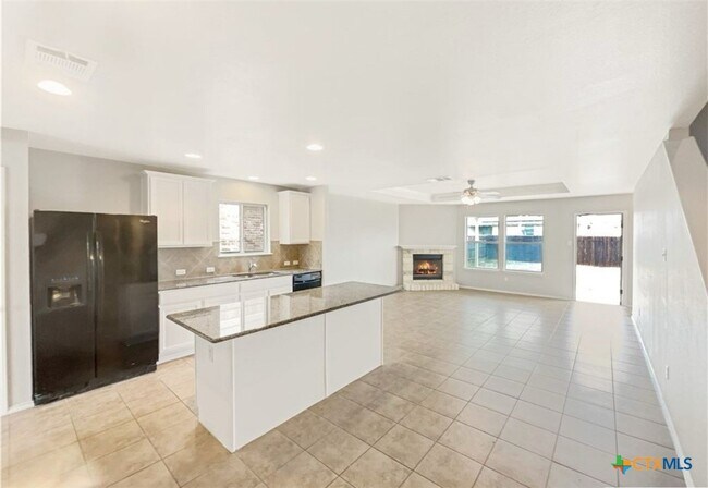 1321 Daffodil Dr