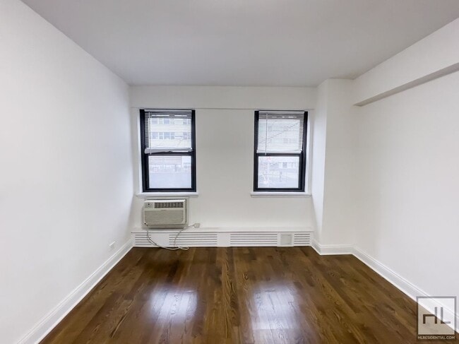 Photo - EAST 69 STREET Unidad 5E