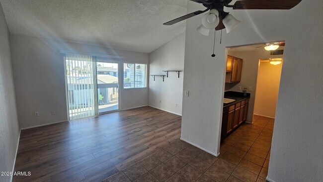 Photo - 7550 N 12th St Unidad 237