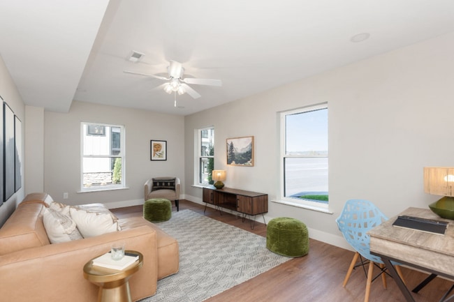 Photo - 4478 Butterfield Pl