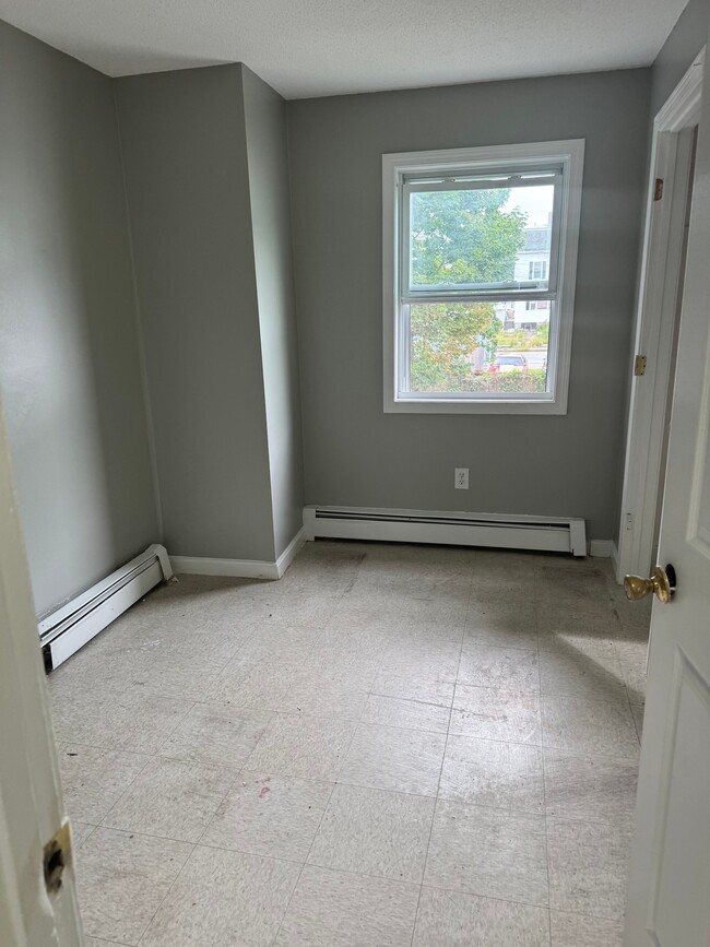 Photo - 162 Branch St Unit Rear