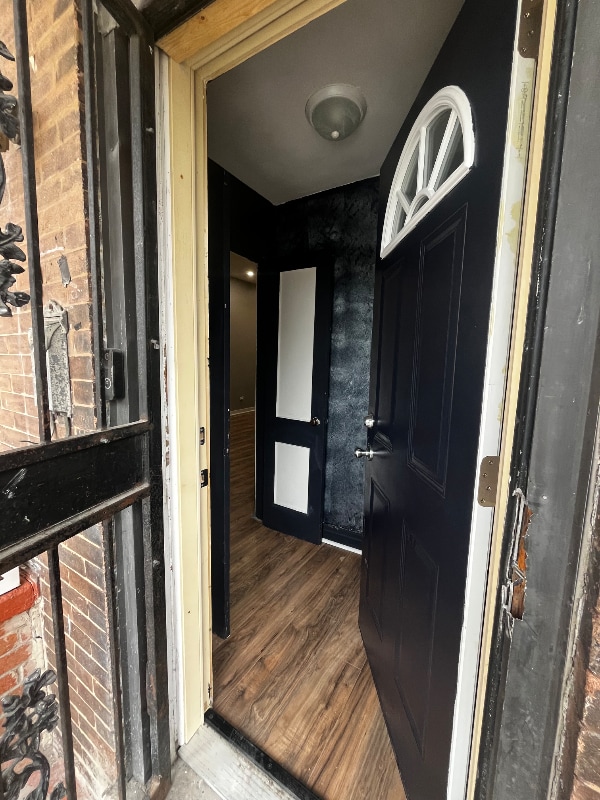 Building Photo - 1639 S Homan Ave Rental