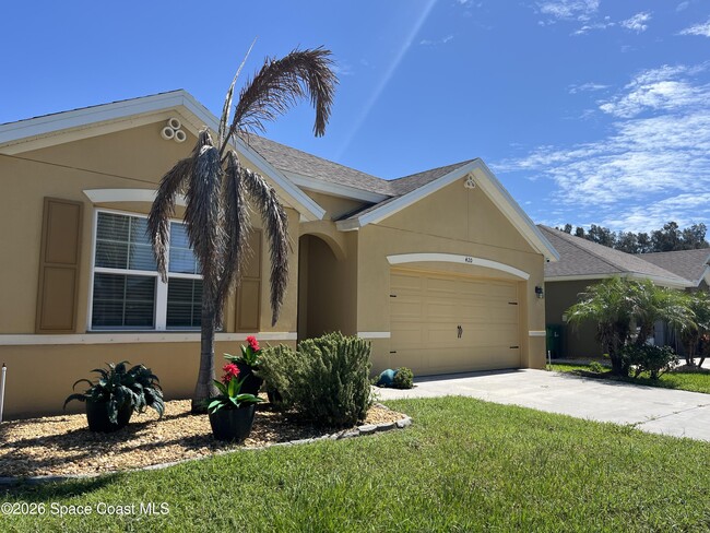 Building Photo - 420 Sorrento Dr