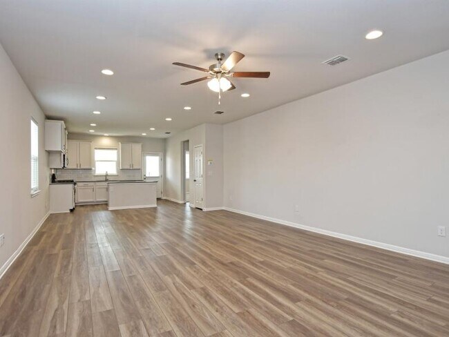 6402 Arden Fls Dr