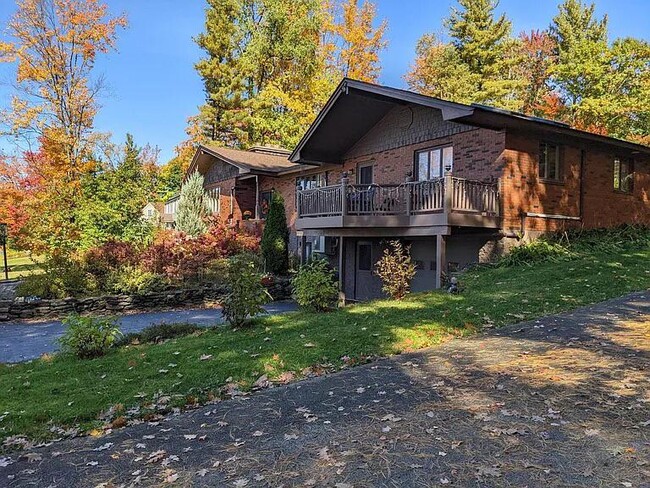 Front of the house - 196 W Ridge Ter Unit Upper Room