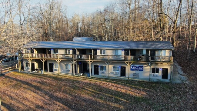 Building Photo - Fully Furnished Studio Apartment in Eddyville Unit 19